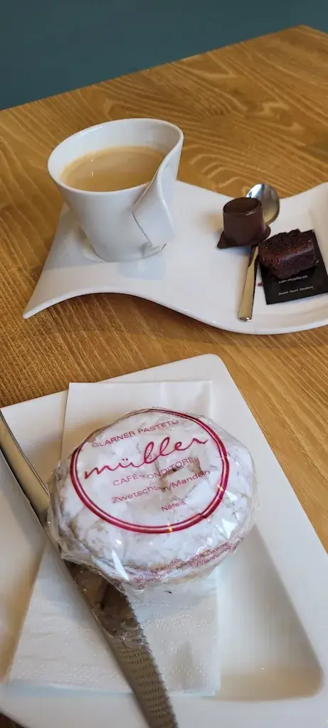 Menü_Café-Konditorei Müller AG_Näfels_Bild_7