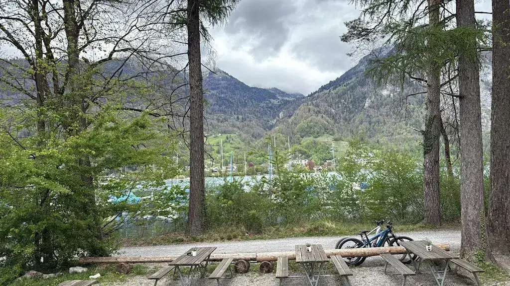 Manuela Montagner_Gäsi Beizli_Filzbach_avis