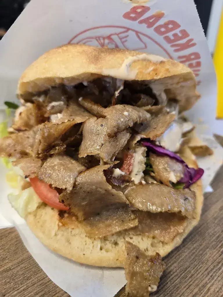 Gerardo Cosentino_Golden Grillhouse_Ziegelbrücke_review