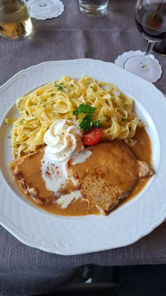 Jana Štanderová_Hotel Restaurant Adler_Linthal_review