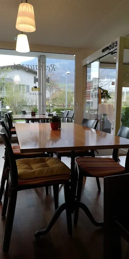 Raffaele Sorra_Restaurant Zigerribi_Oberurnen_review