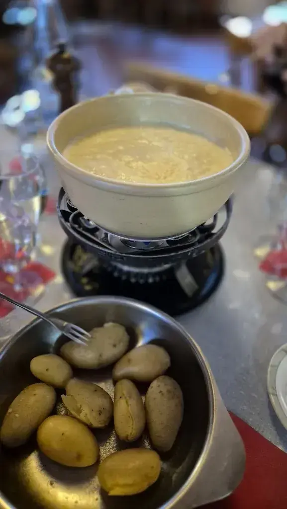 Andra_Bergrestaurant Hirzli_Niederurnen_avis