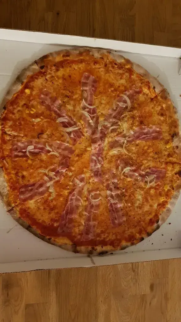 Sergiu Buburuzan_Pizzakurier Nord_Niederurnen_review