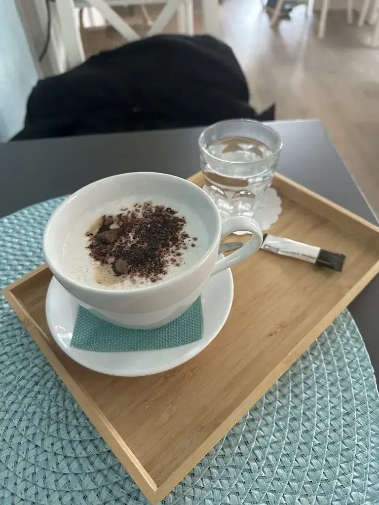 Zoltán Molnár_Seekafi Weesen_Weesen_review