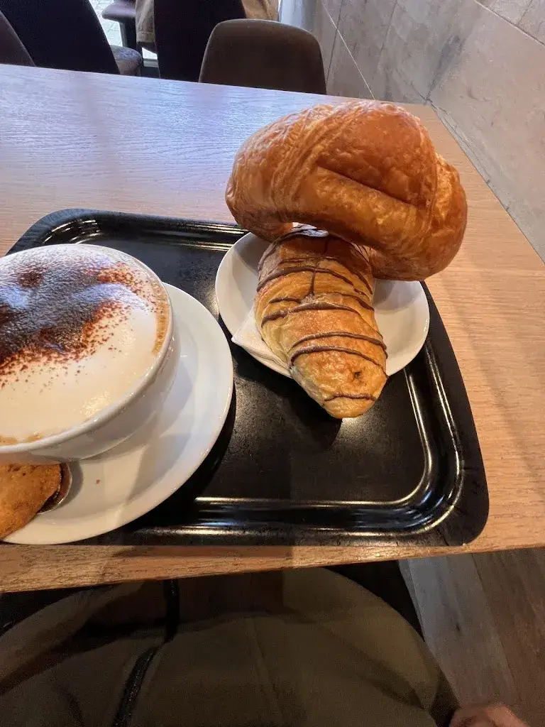 Iva Jelcic_Cornetto_Schwanden_reseña