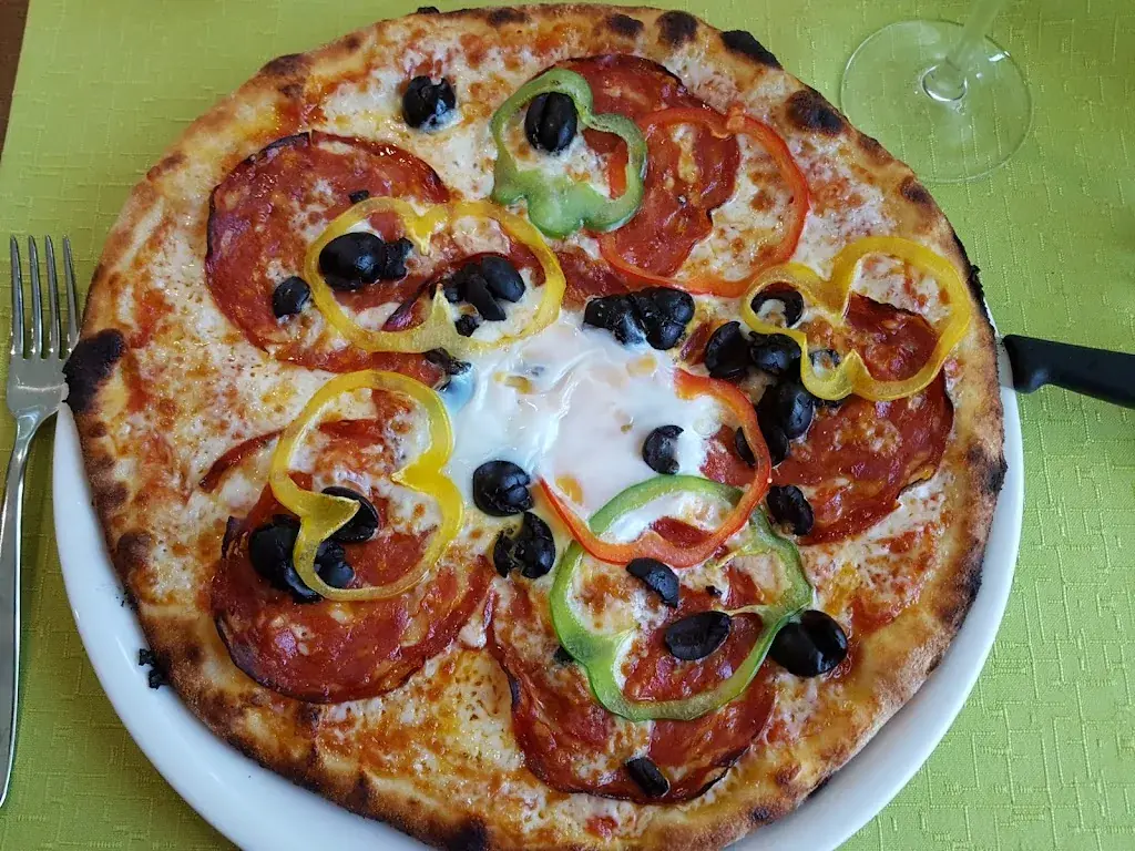 Pizzeria Luna_Schwanden_menu_image_1