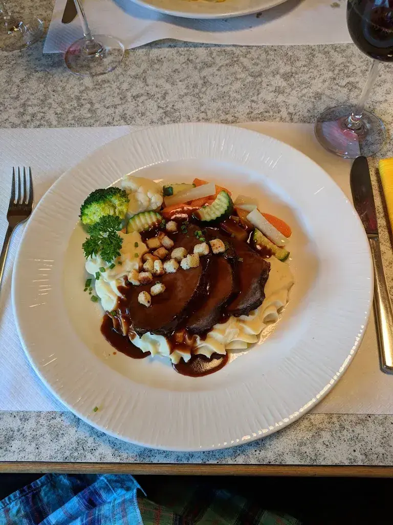 Menu_Hotel Bergführer Elm_Elm_image_4