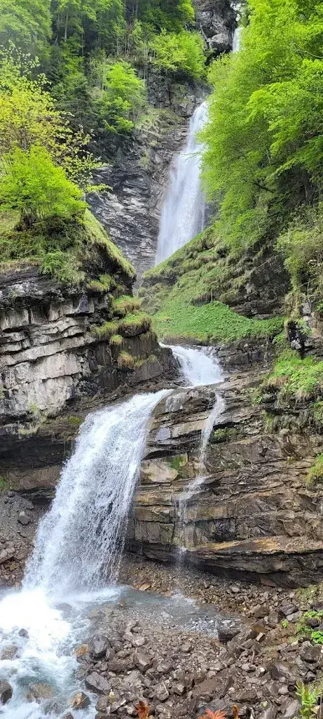 Kate Laubscher_Diesbachfall_Glarus Süd_Bewertung