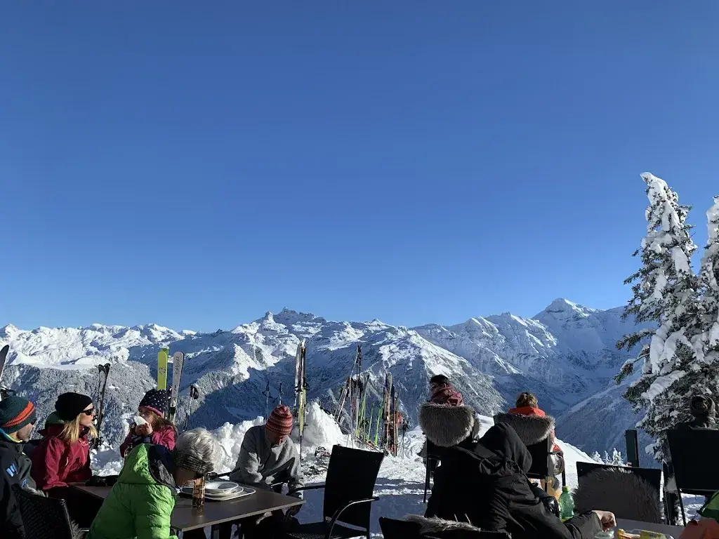 Geryones_Gumen_Braunwald_review