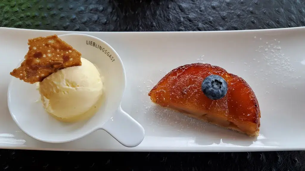 Menu_The Towers Wine Dine Cigars_Steinhausen_image_8