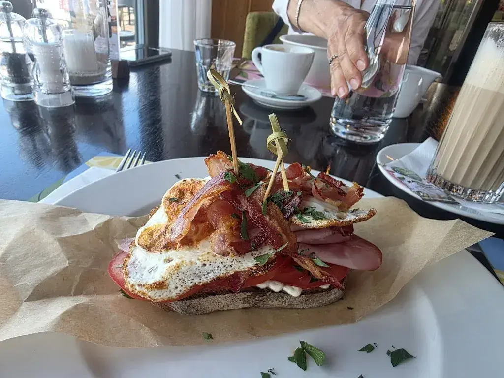 rona landtwing_Hafenrestaurant_Zug_Bewertung