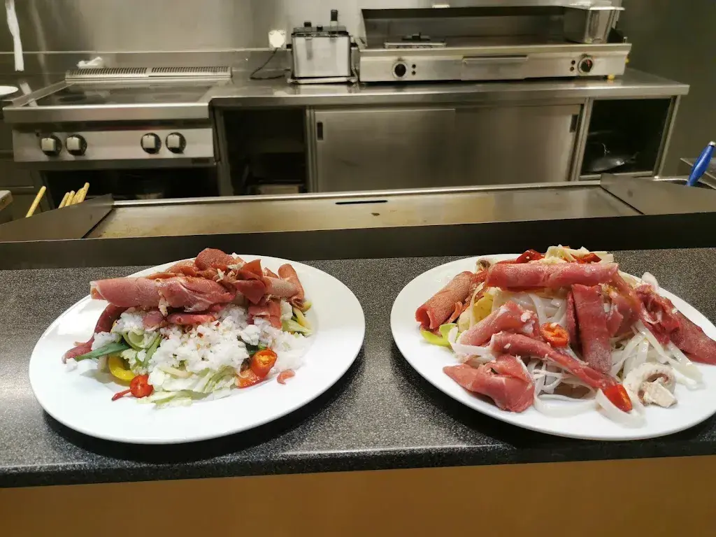 Renasan Karunakaran_Han_Zug_avis