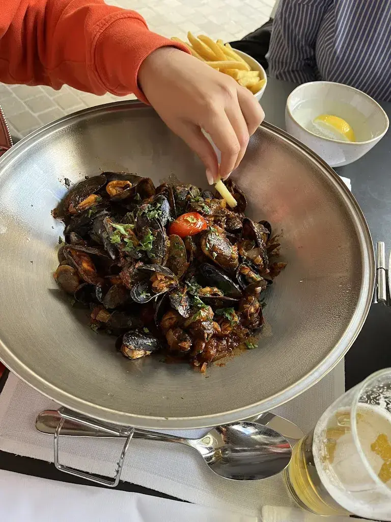 Misi KJ_le Bar du Boeuf_Zug_avis