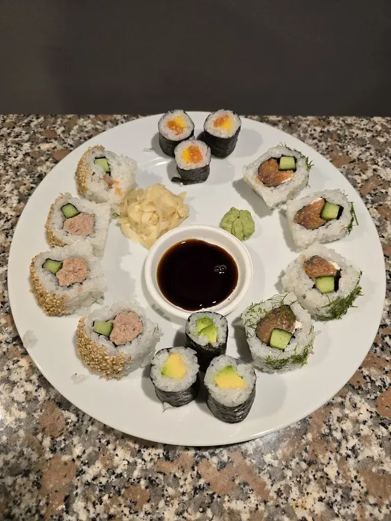 Menu_TakeSushi by Black Goldfish Zug_Zug_image_5
