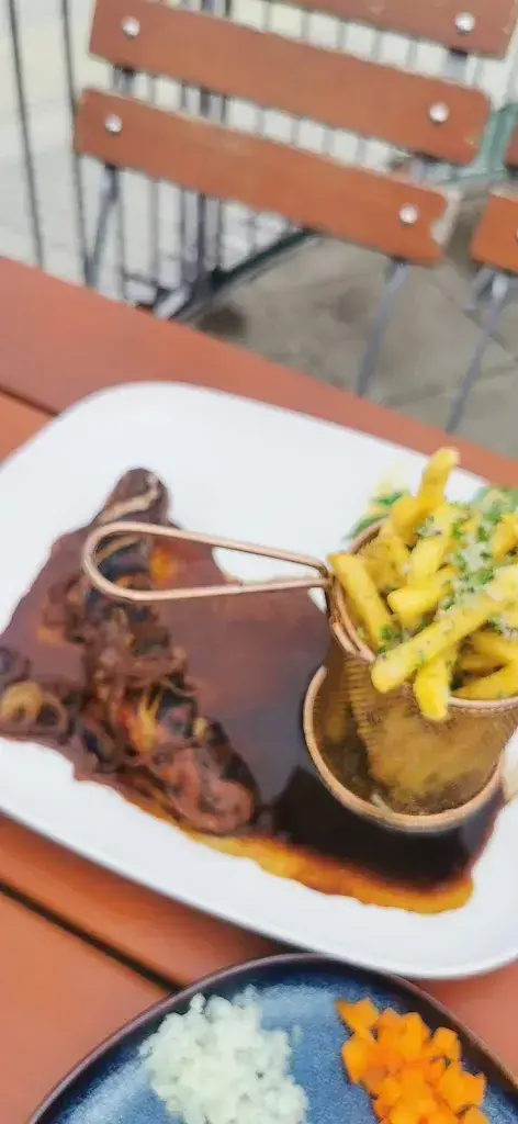 G. Lieb_Zunfthaus Kreuz_Zug_avis