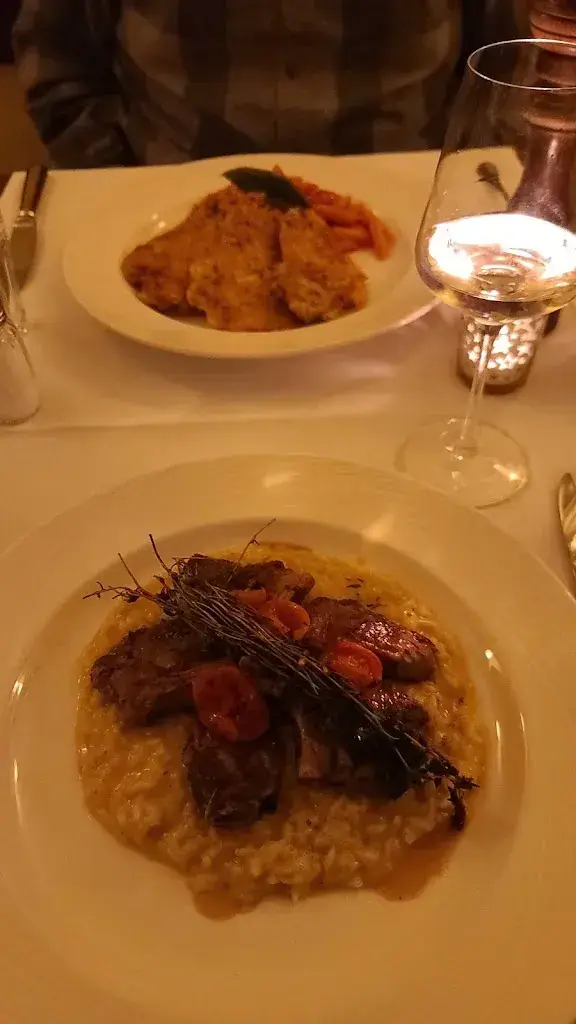 Ristorante & Pizzeria Fischmärt restaurant à Zug