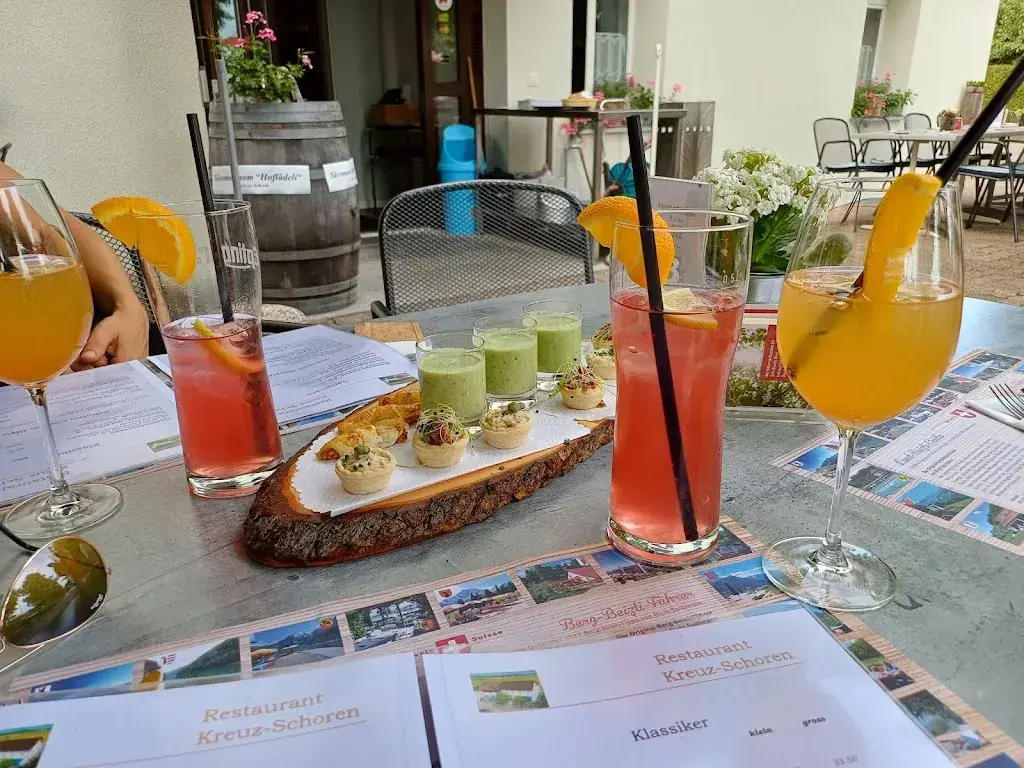 Marianne Stump_Kreuz-Schoren_Mühlau_review