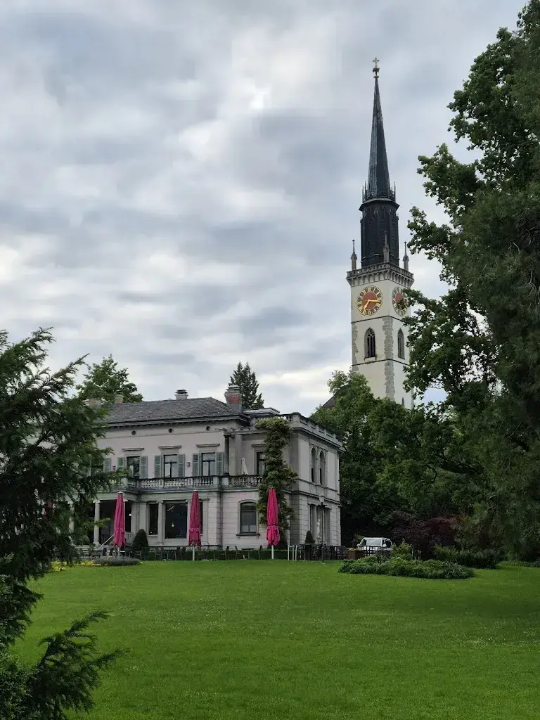 kc lee_Villa Villette_Cham_review