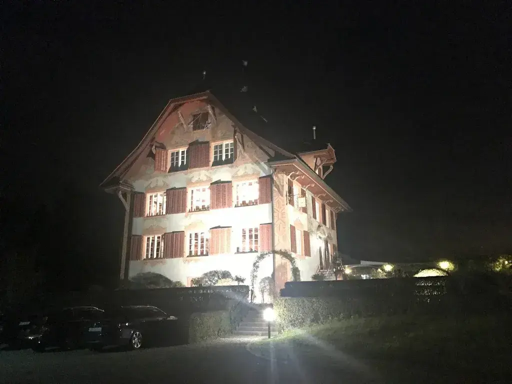 T J S_Restaurant Wart_Hünenberg_avis