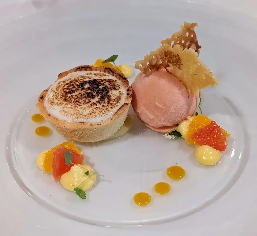 Urs Bernegger_Rössli Hünenberg_Hünenberg_review