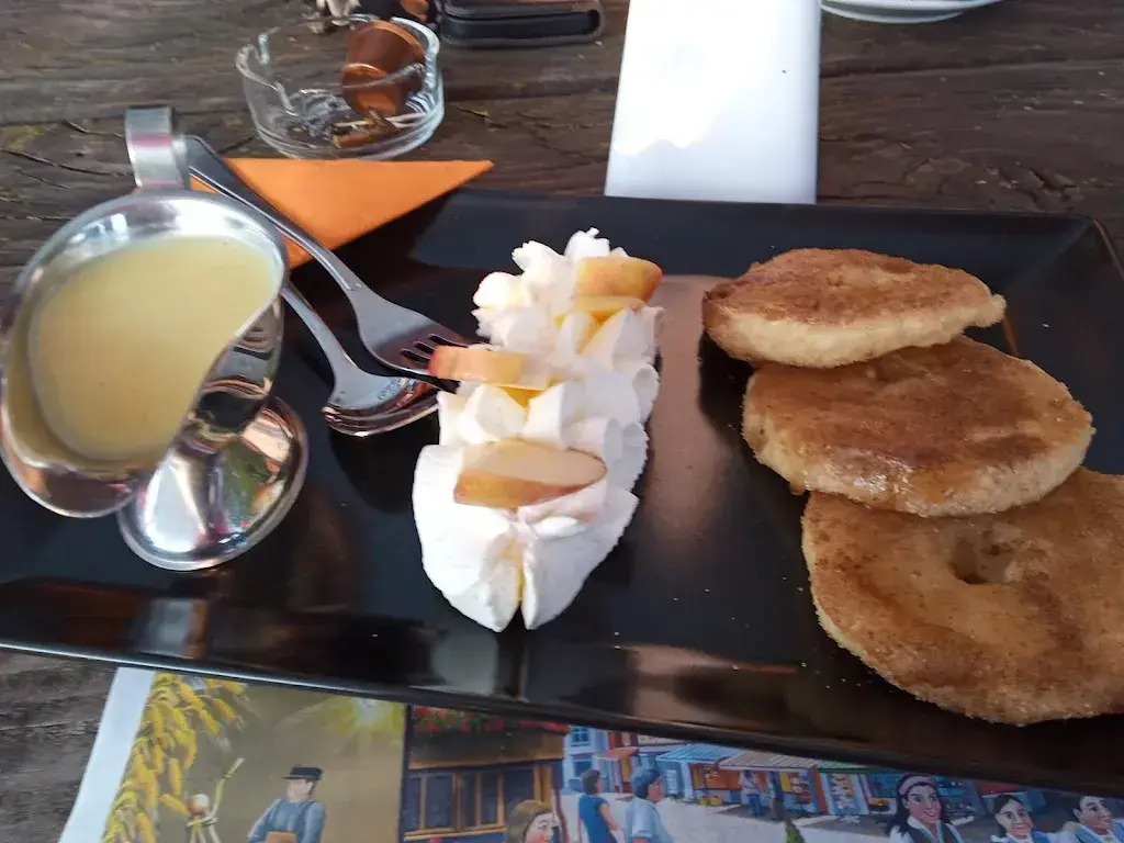 Karl Keiser_Limi - Hütte_Hünenberg_recensione