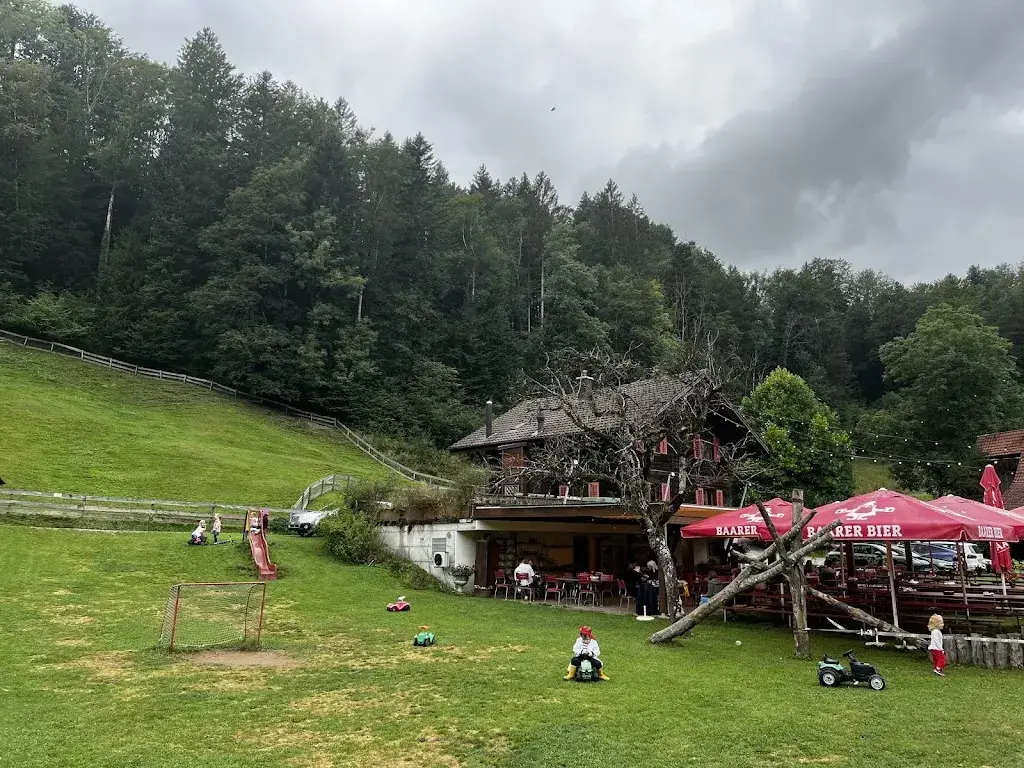 Geoff van der Meer_Restaurant Sihlmatt_Menzingen_avis