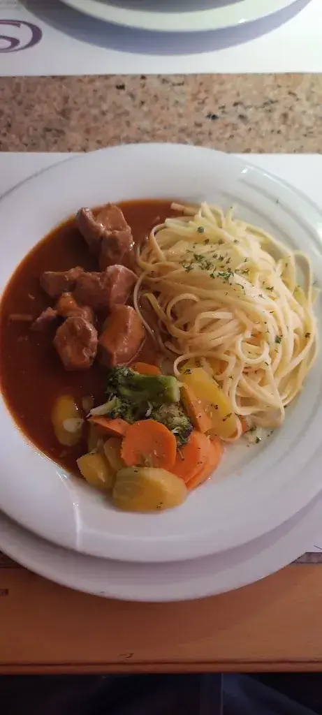 Menu_Café-Konditorei Schlüssel AG_Menzingen_image_8