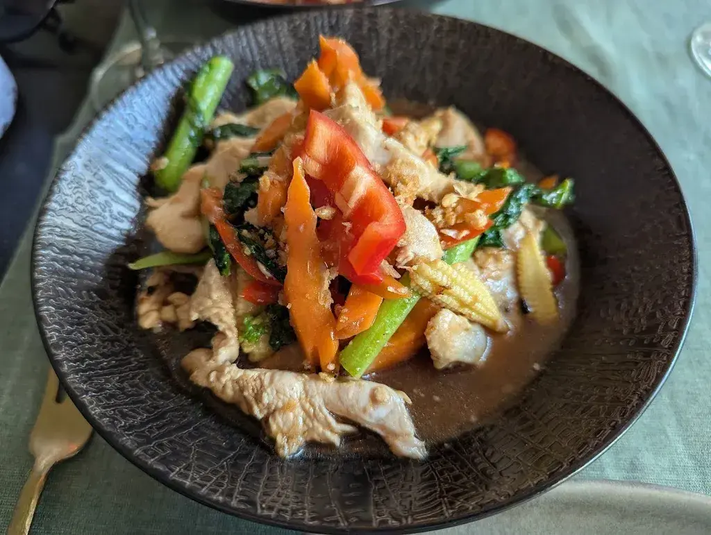 Janos Gyerik_Siam Garden_Risch-Rotkreuz_review