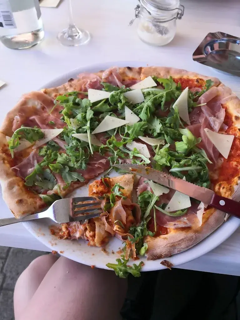 elena paduraru_Mamma Mia_Risch-Rotkreuz_avis