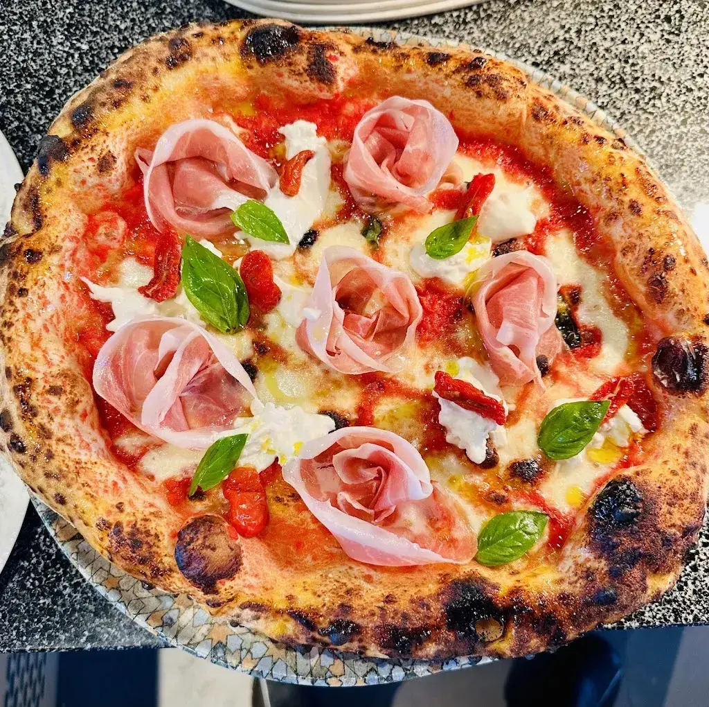 Menu_Restaurant La tavola (Pizza cucina e vino)_Risch-Rotkreuz_immagine_5