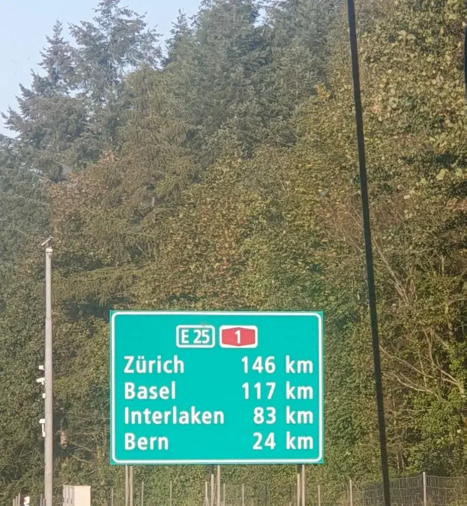 Ettie_Roadhouse Rose de la Broye_Lully_review