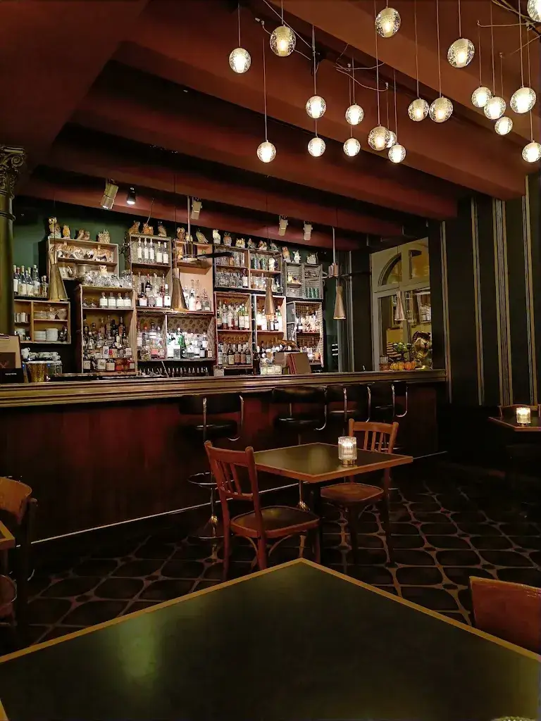 Magnus Larsson_Smuggler's Pub_Oberwil_avis