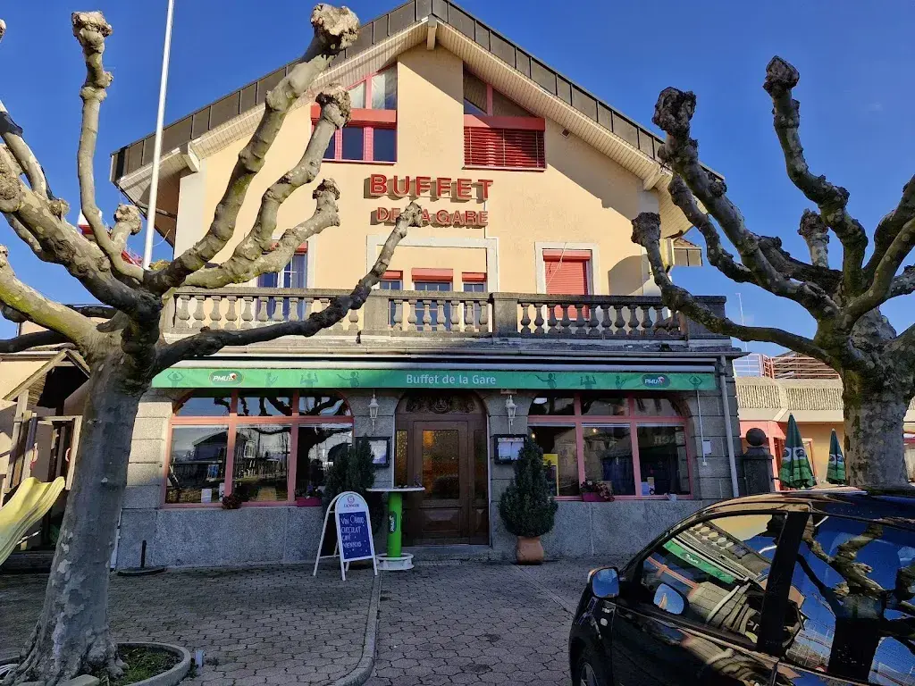 Sabina Schütz_Buffet de la Gare_Estavayer-le-Lac_review