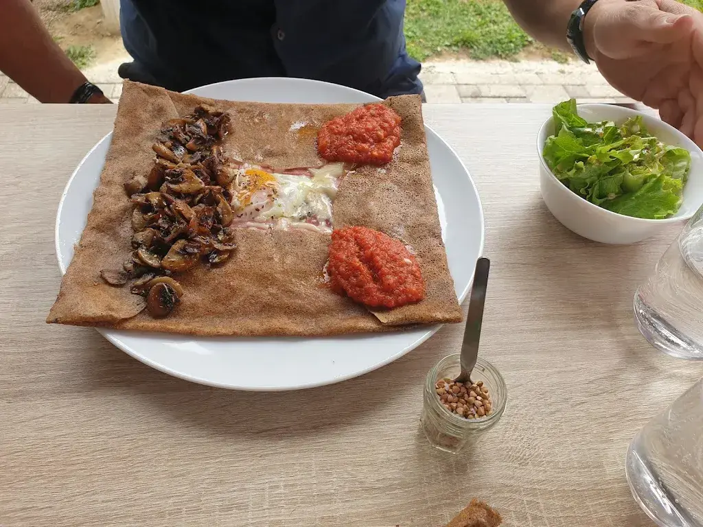 Menü_Restaurant Crêperie Vent d'Ouest_Estavayer-le-Lac_Bild_8