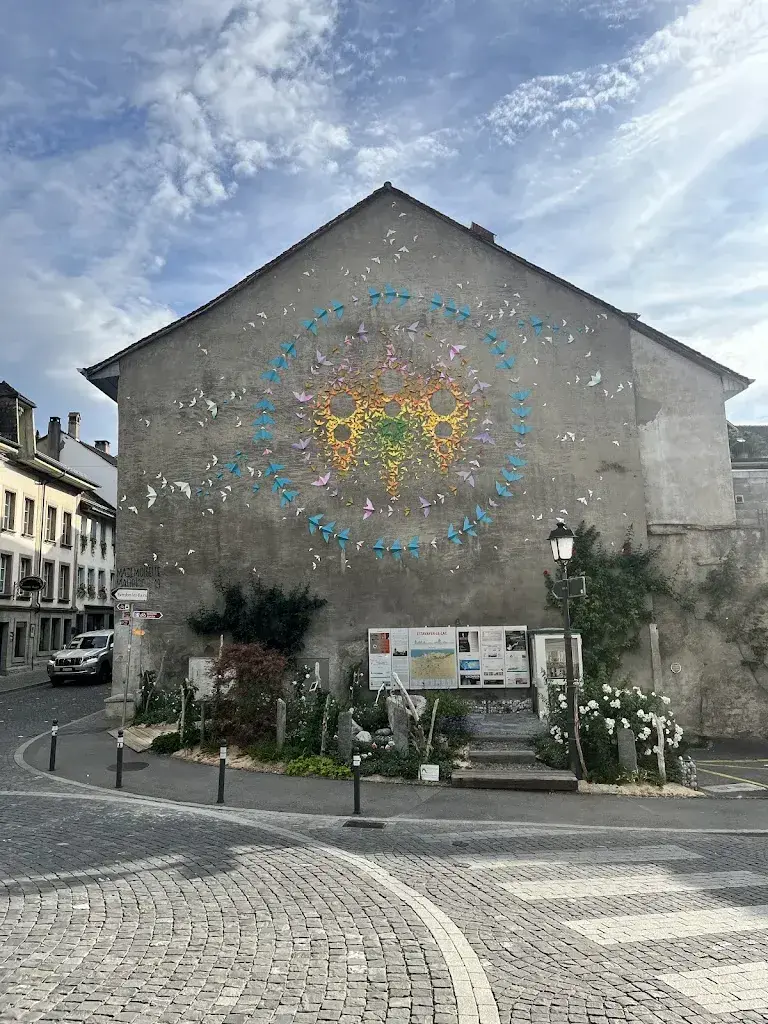 Bernhard Huessy_Le Rive Sud_Estavayer-le-Lac_recensione