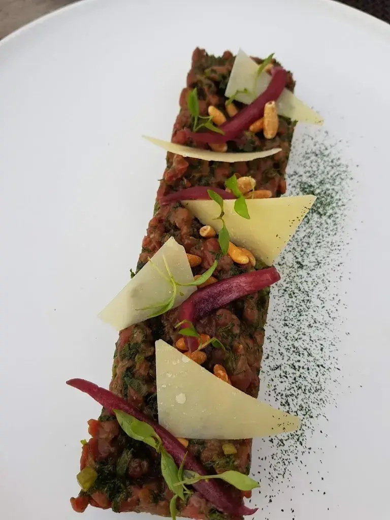 Menu_Restaurant Maison du Village_Saint-Aubin-Sauges_immagine_3