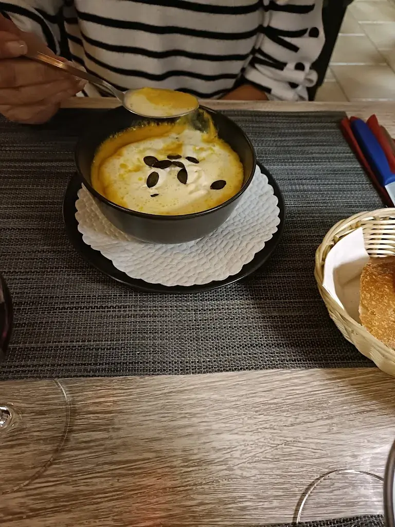 Menu_Restaurant du Tennis Chez Marie_Granges-près-Marnand_image_8