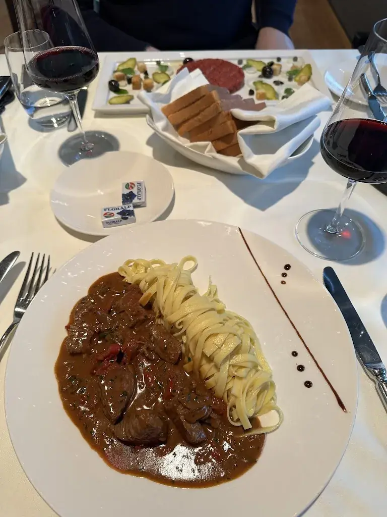 Dana Sharaiha_Plaisir Restaurant_Muri bei Bern_avis