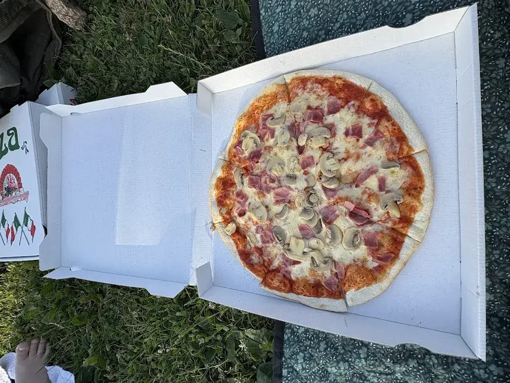 Emma_Restaurant Le Bateau_Delley-Portalban_review