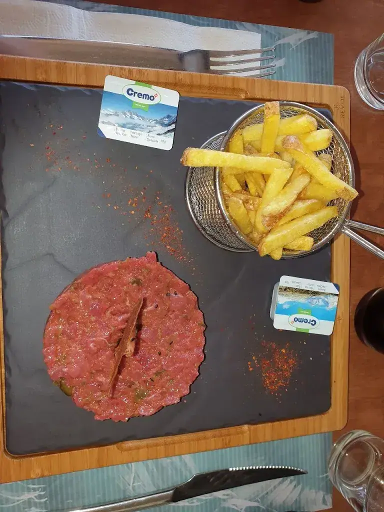 Frederique Arnold_Restaurant des Lacustres_Estavayer-le-Lac_review