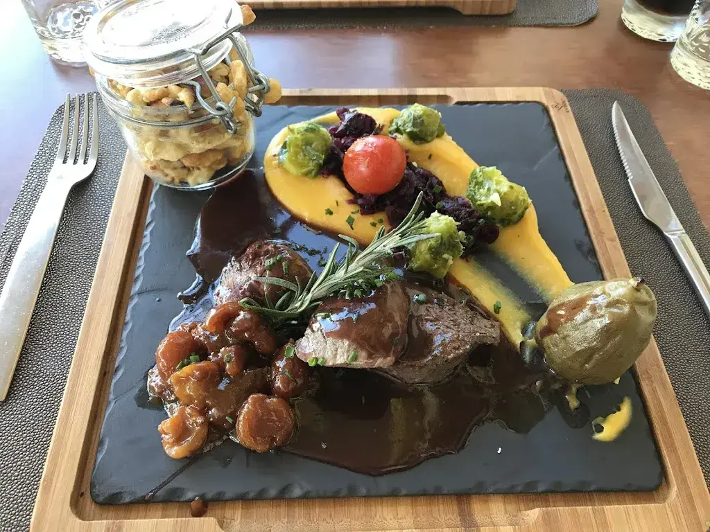 paul hodge_Restaurant des Lacustres_Estavayer-le-Lac_review