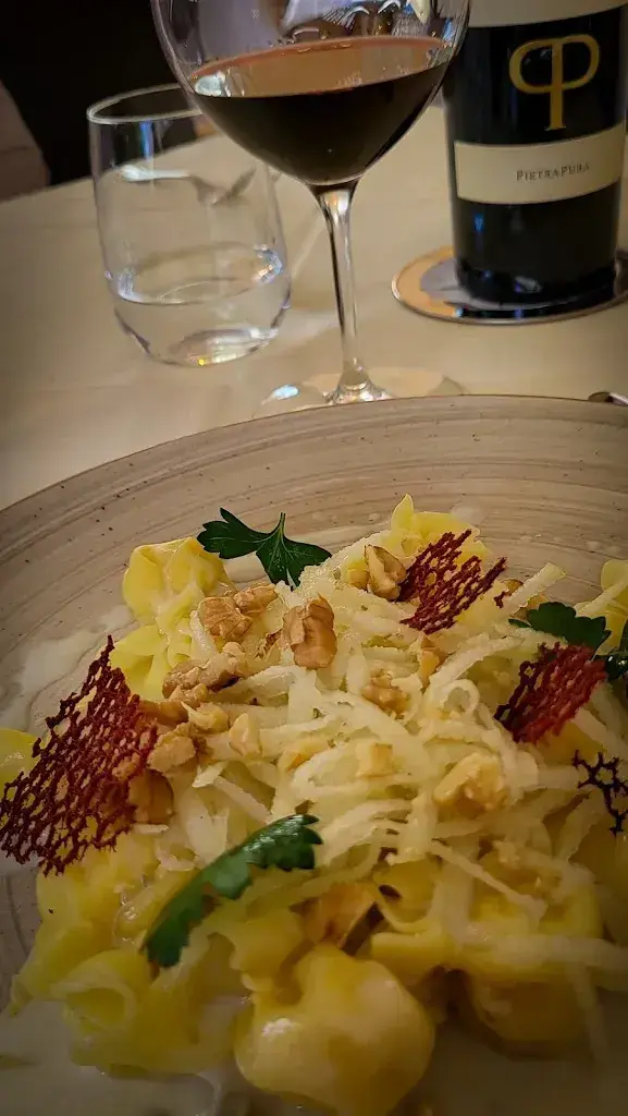 Jean-Marc Gauer_La Villette_Muri bei Bern_review