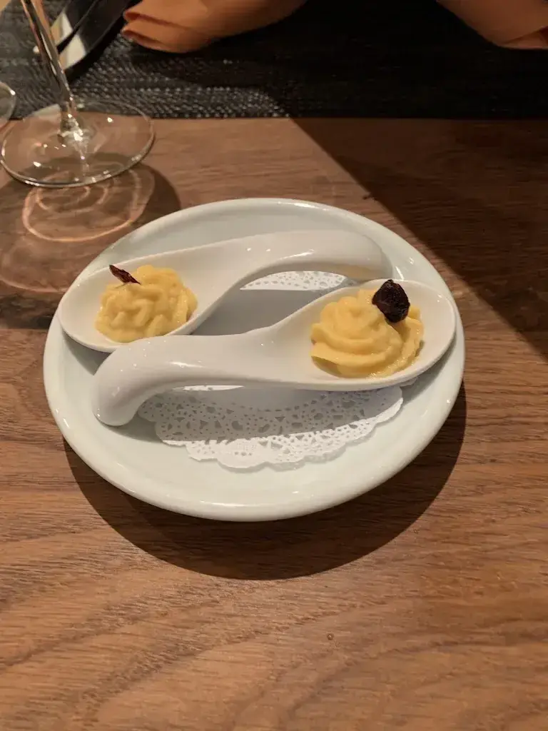 Lucas Blanc_Auberge De Vers-Chez-Perrin_Vers-chez-Perrin_avis