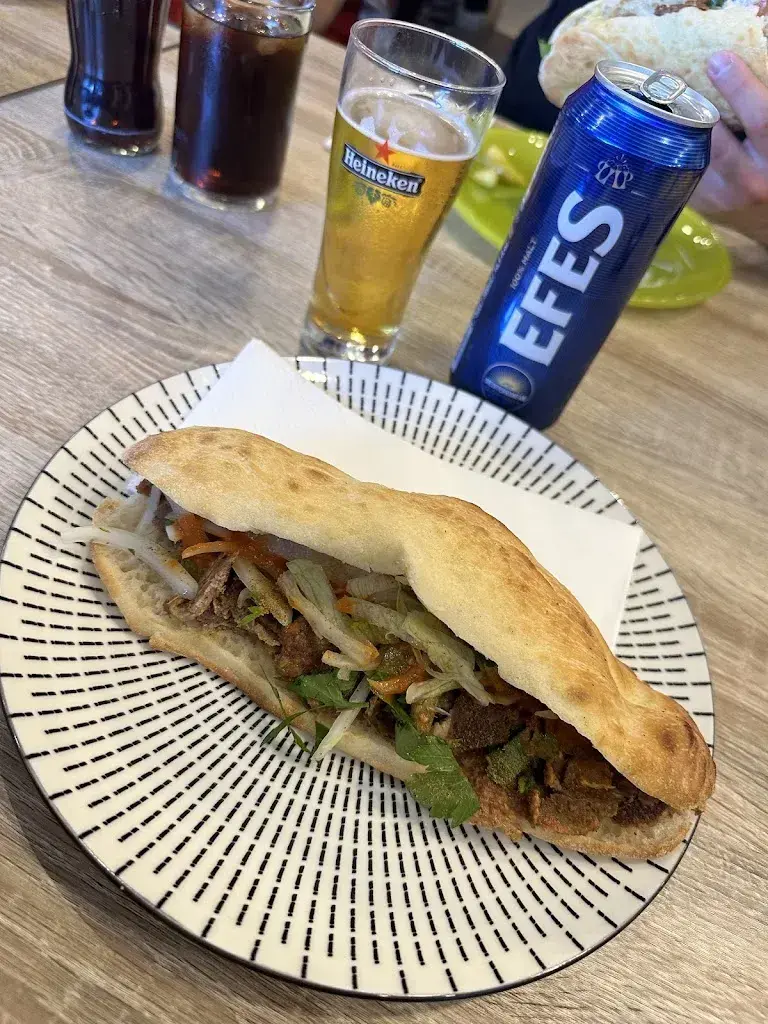 Serkan Kilinc_Caprice Bar-Restaurant_Ecublens_avis