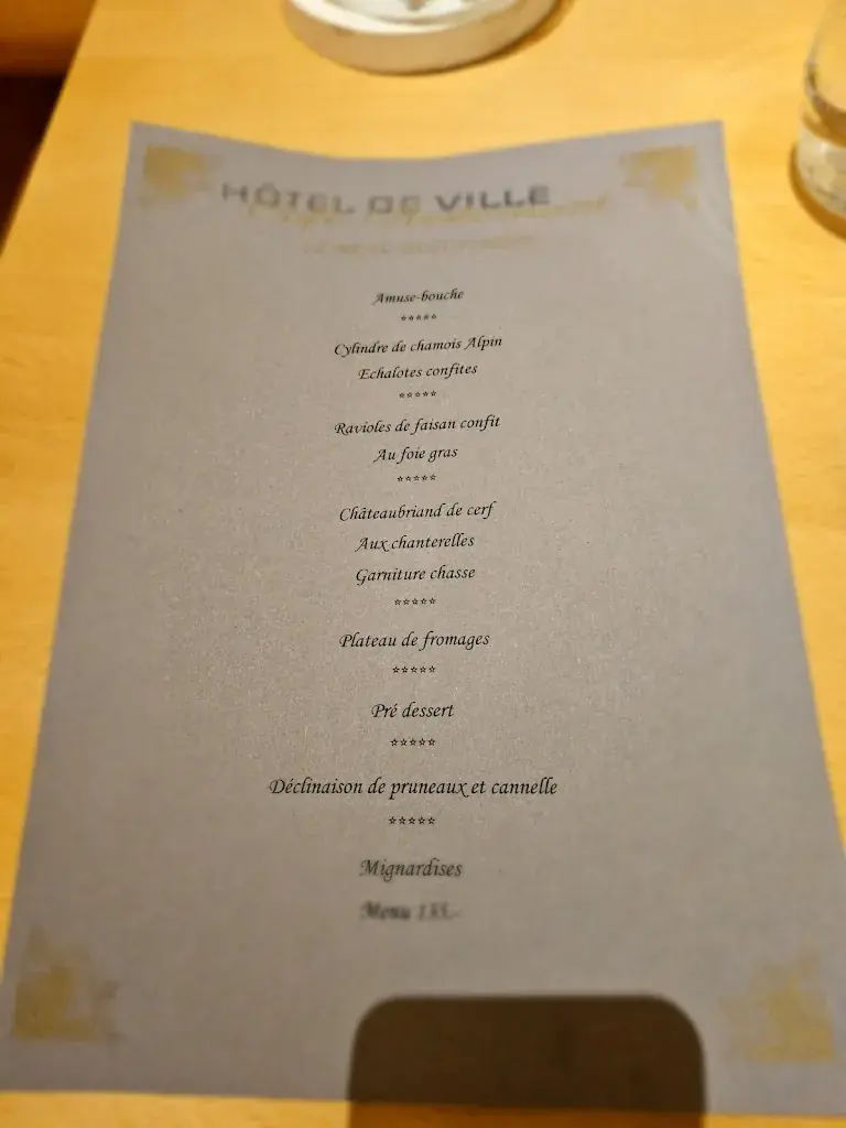 Menu_Hôtel de Ville Café restaurant_Rue_image_4