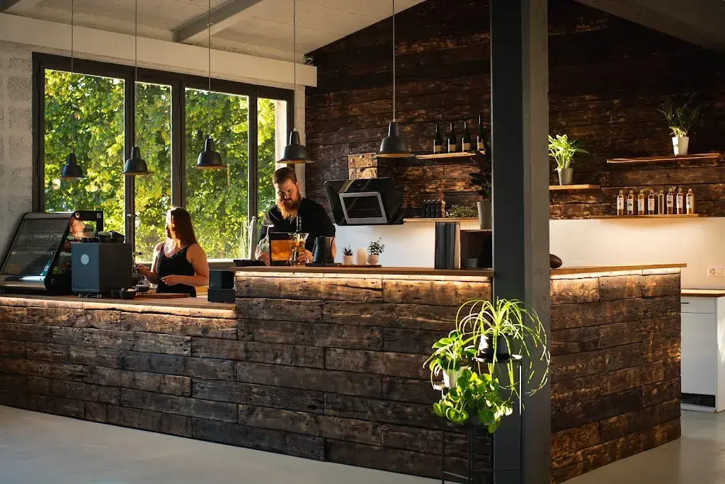 Benela's Kaffee und Bar_Muri bei Bern_slider_image_1