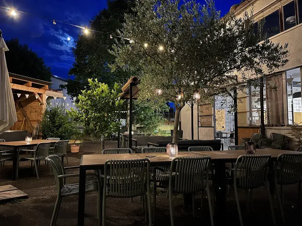 Benela's Kaffee und Bar_Muri bei Bern_slider_image_2