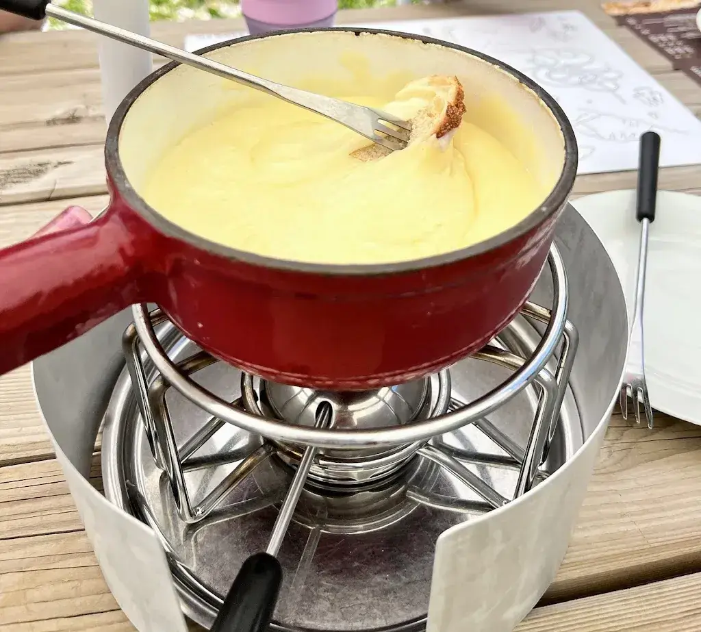 Jared Theisinger_Fromagerie d'alpage de Moléson_Moléson_review