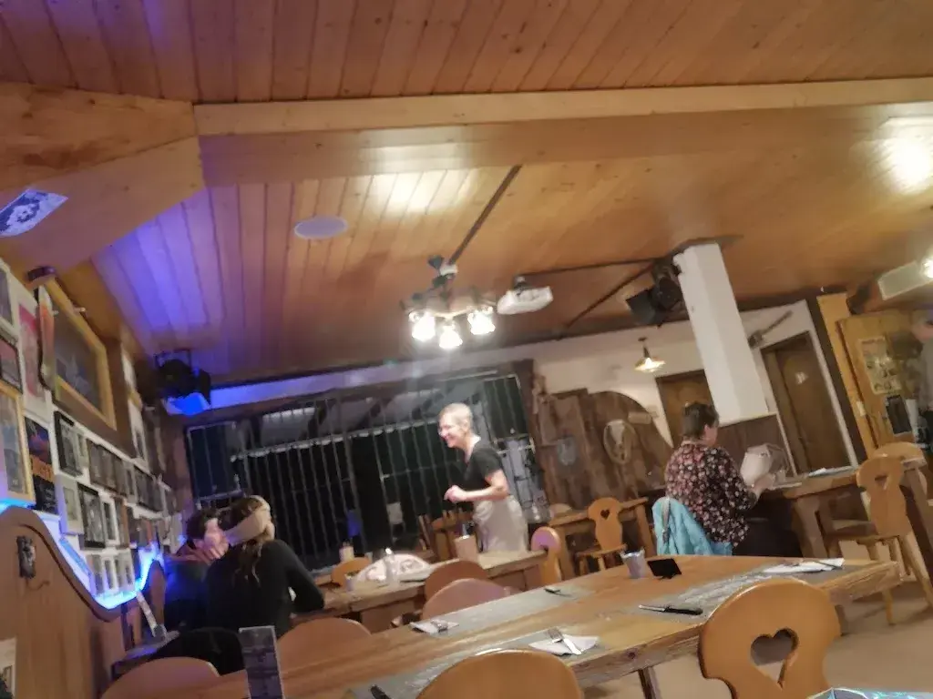 Broomless Witch_Restaurant Jailhouse Rohr_Schwarzsee-Bad_review