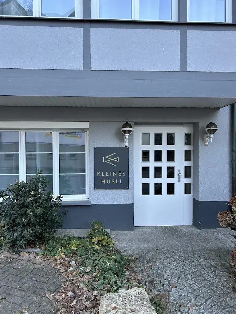 YENA NA_Hotel Krone Inzlingen_Germany_avis